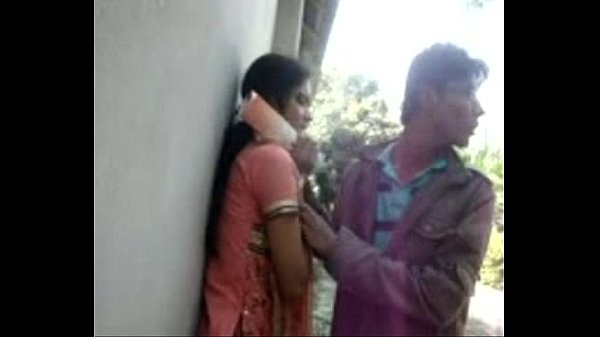 Real Indian Young Bengali couple outdoor XXX Sex