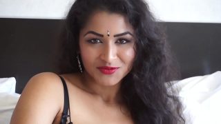 Indian Beautiful Bollywood Actress Maya Rati HD Porn