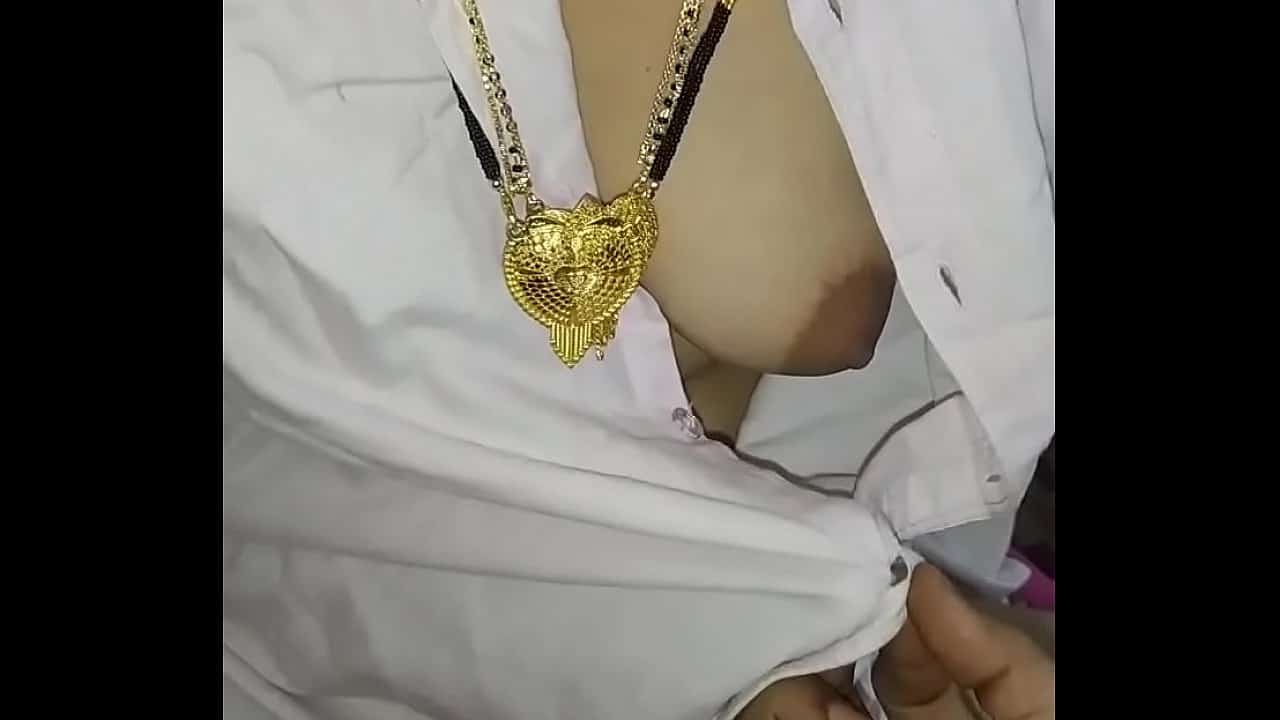 desi newly married indian big boobs horny wife suhagraat image