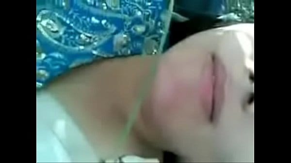 Kashmiri Girl First Time Sex Naked Hot Video - Sexy kashmiri girl first time sex xxx by her young chachu - Indian Porn 365