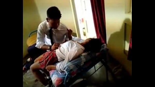 Beautiful indian college babe homemade fuck xnxx hindi sex video picture image