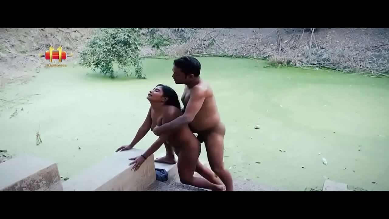 गर्लफ्रेंड के साथ नदी पर मस्ती का एमएमएस