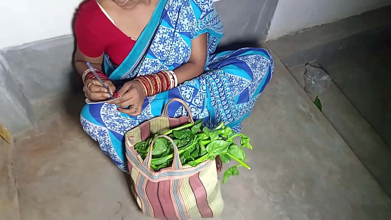 Vegetable wali ki chut mari uncle ne hindi blue film video