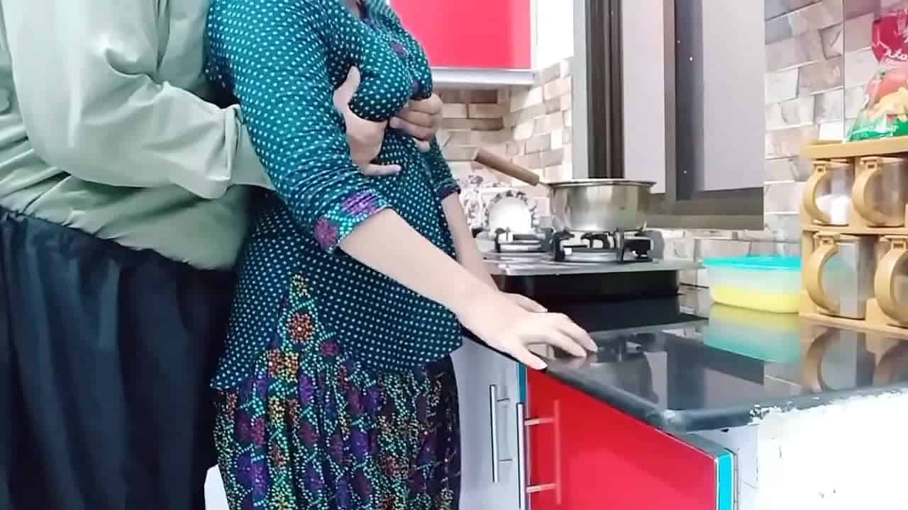 1280px x 720px - mom xnxx - Indian Porn 365