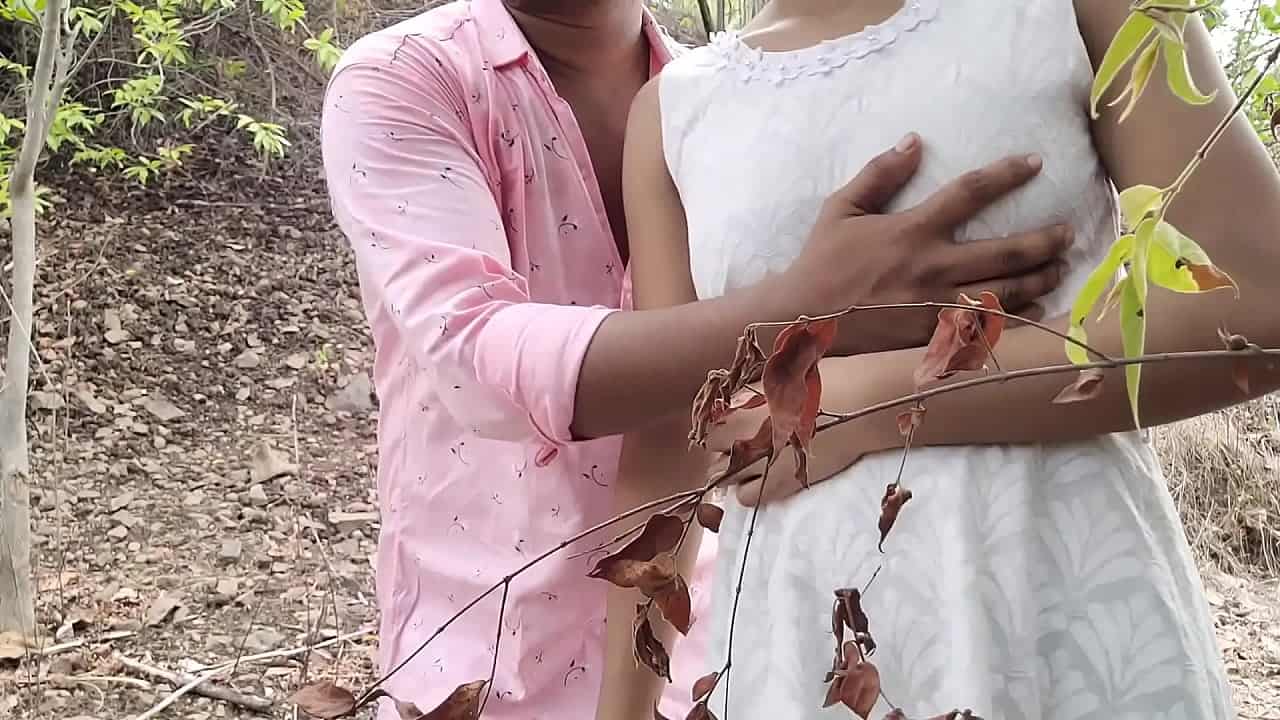 young girl ki park me gaand chudai ka outdoor mms sex video pic picture