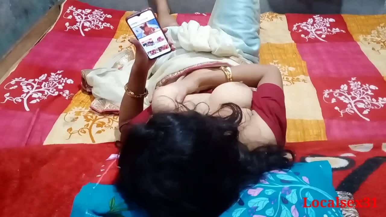 bhabhi watching porn - Indian Porn 365