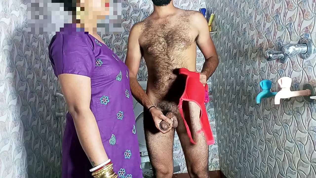 Indian mom son - Indian Porn 365