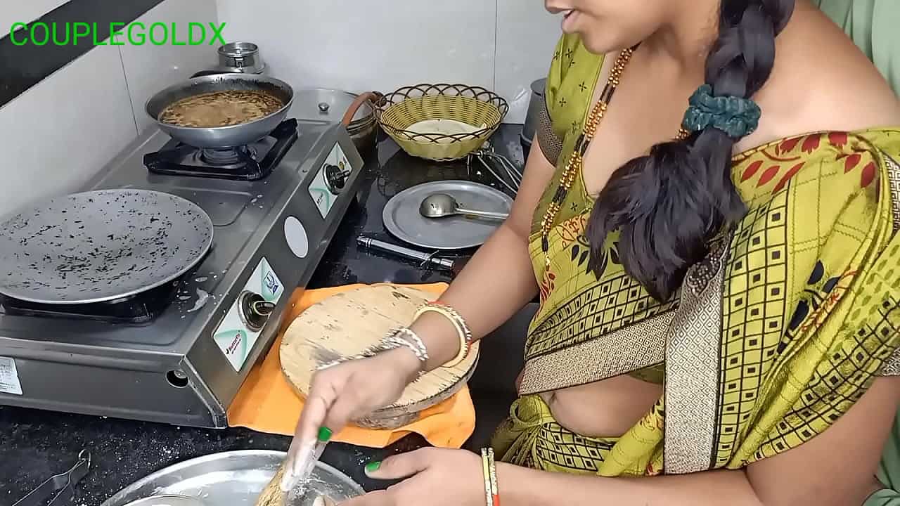 Free Mobile XXX Videos devar fuck sexy bhabhi ass in kitchen image
