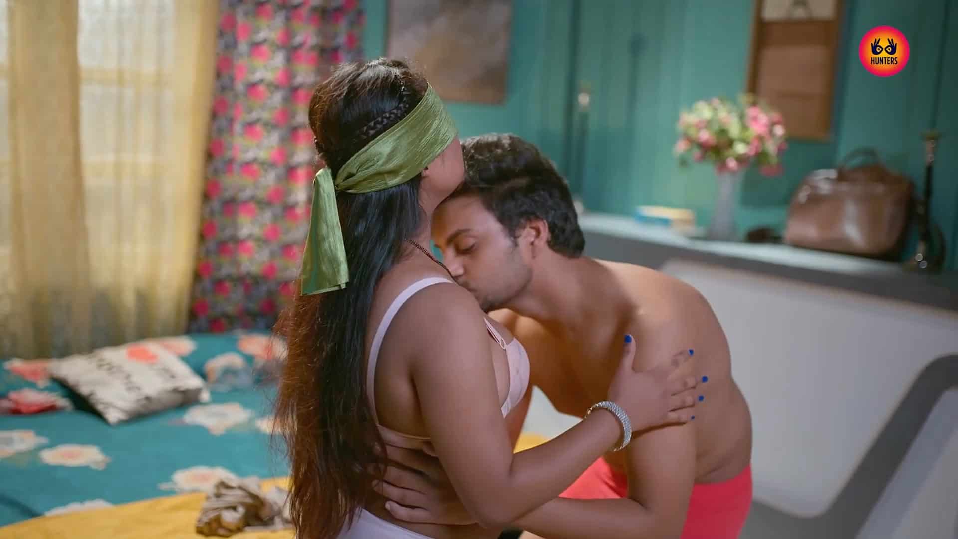 Adhuri Aas S02E09 2023 Hunters Originals Hindi Hot Web Series