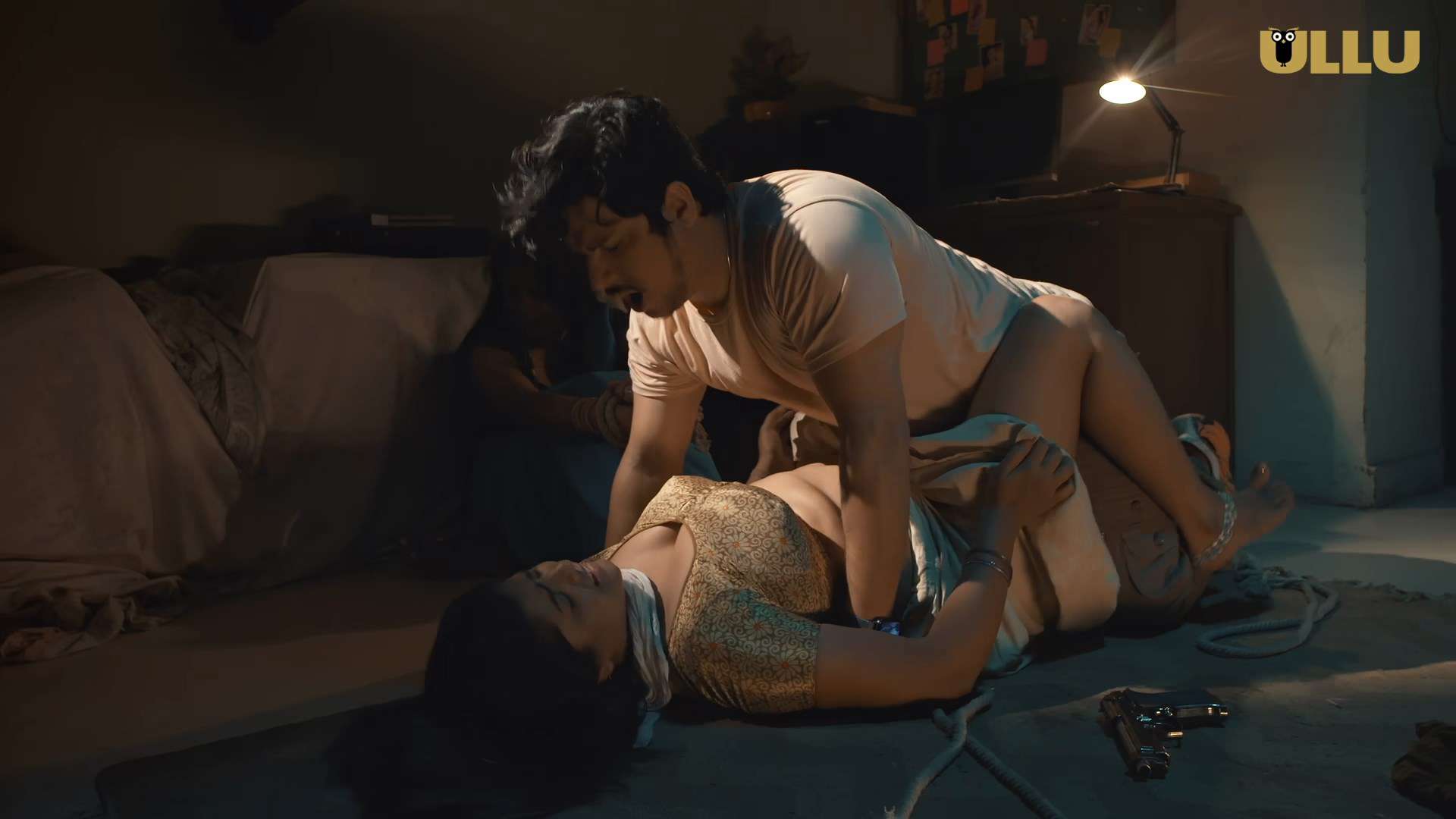 Main Yahan Tu Wahan P02E04 2024 Ullu Hindi Hot Web Series