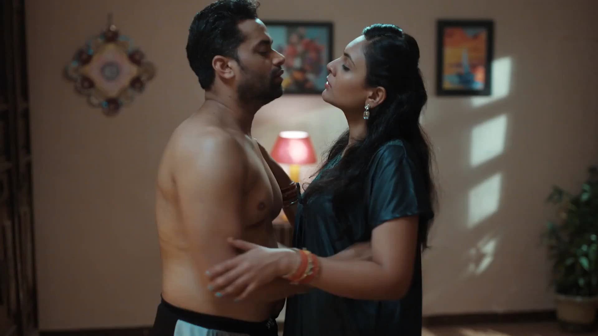 Samjhota S01E02 2024 Hulchul Originals Hindi Hot Web Series