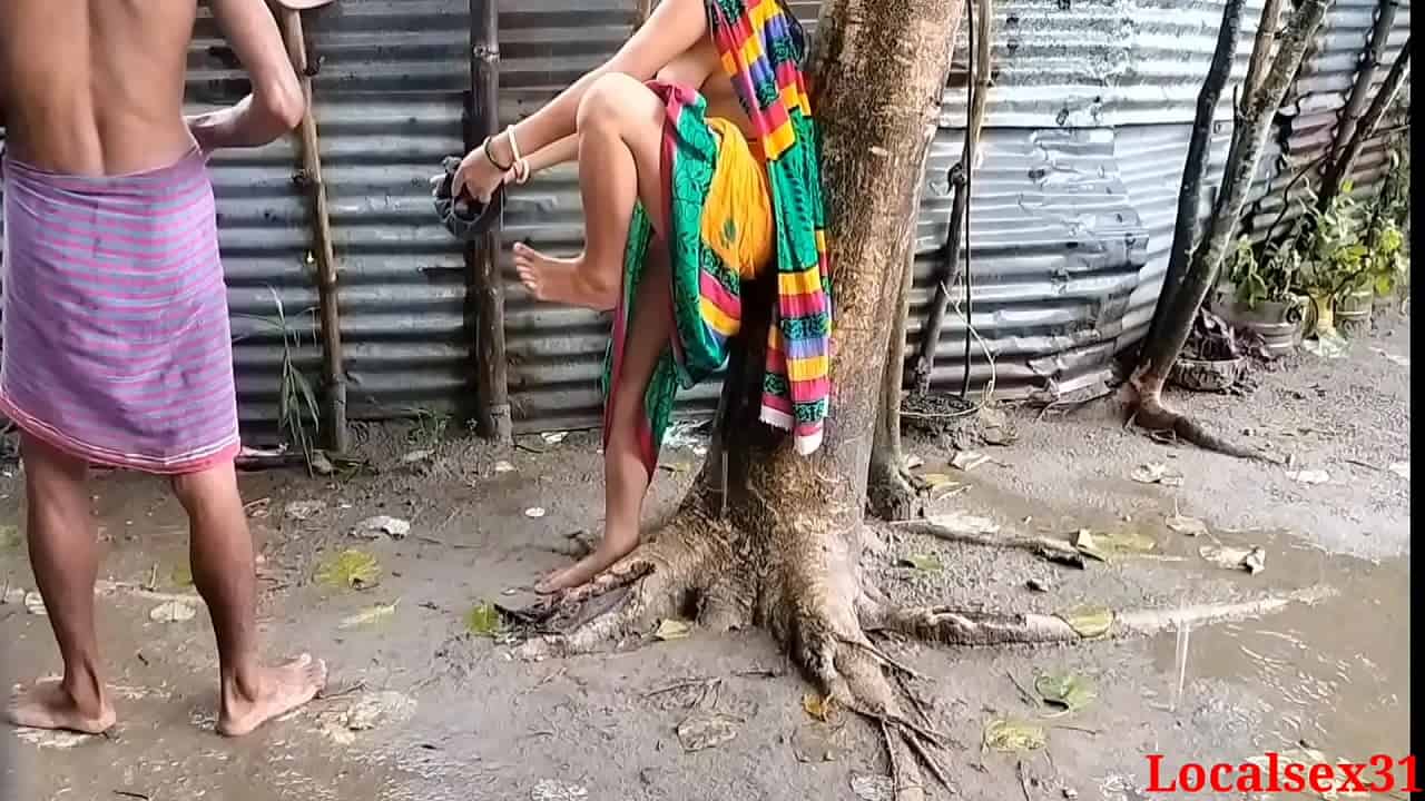 qorno Village dehati randi bhabhi outdoor sex with big cock boy for money