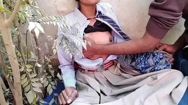 IndianSexStories Desi indian virgin school girl sex with boyfriend in Delhi park