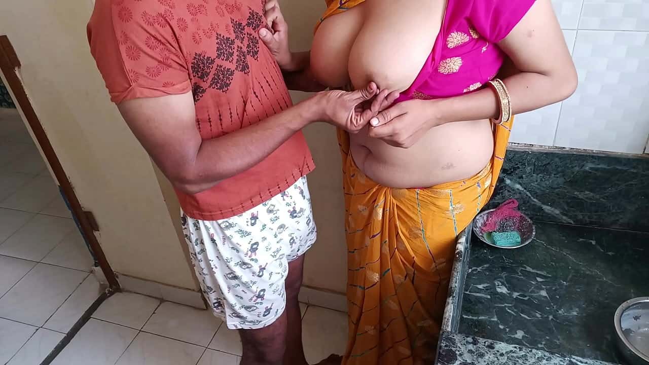 Fsiblog Latest Desi XXX Sexy Big Boobs Maid Aunty Fucking with Young Boy For Money