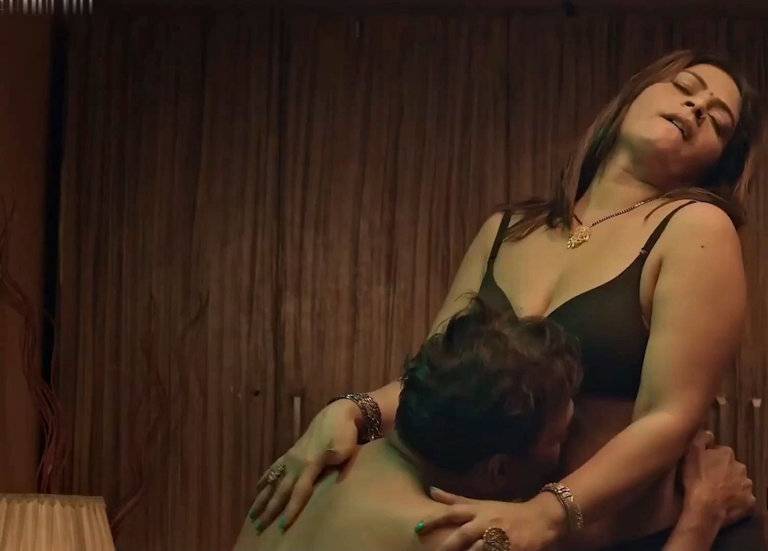 Rasgulla 2025 Moovi Hindi Hot Web Series Episode 3